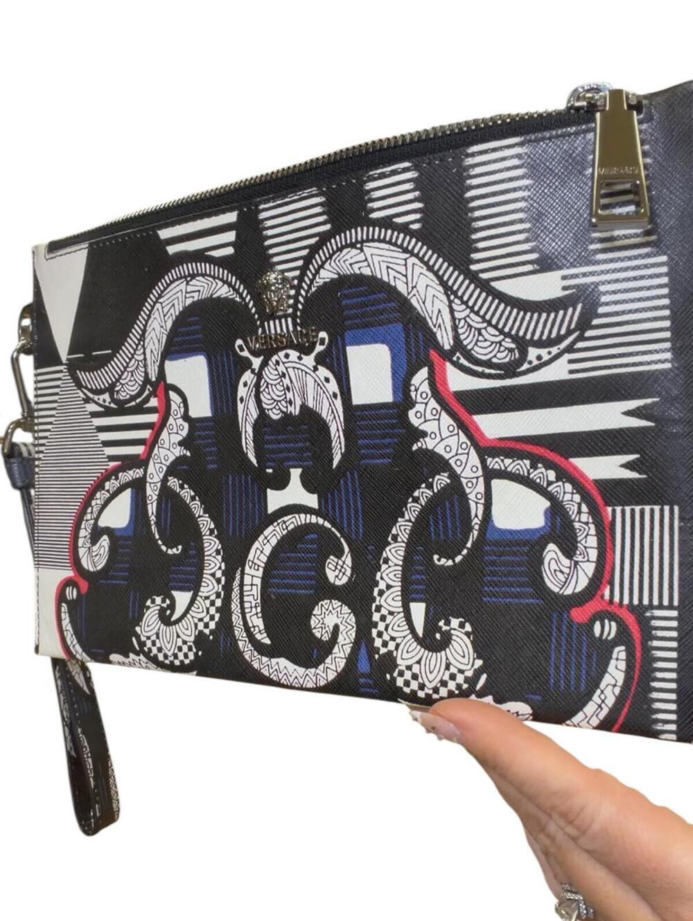 Versace Baroque Print Wristlet Pouch - Picture 3 of 9